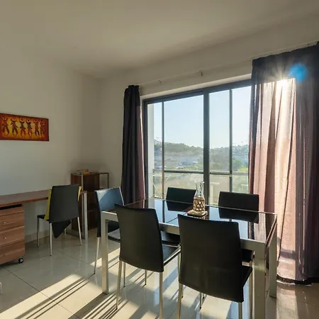 Pansiyon Brightest Room, Shared Bathroom Gzira